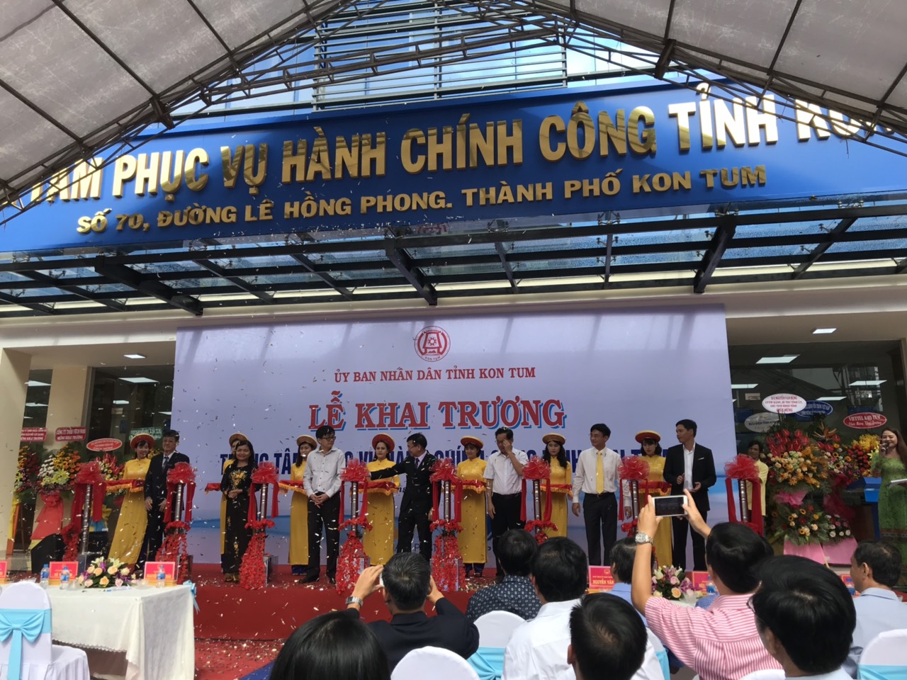 lễ khai trương